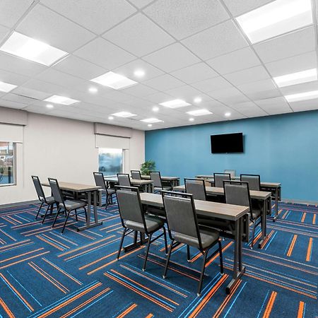 Hampton Inn & Suites Charlotte-Airport Εξωτερικό φωτογραφία