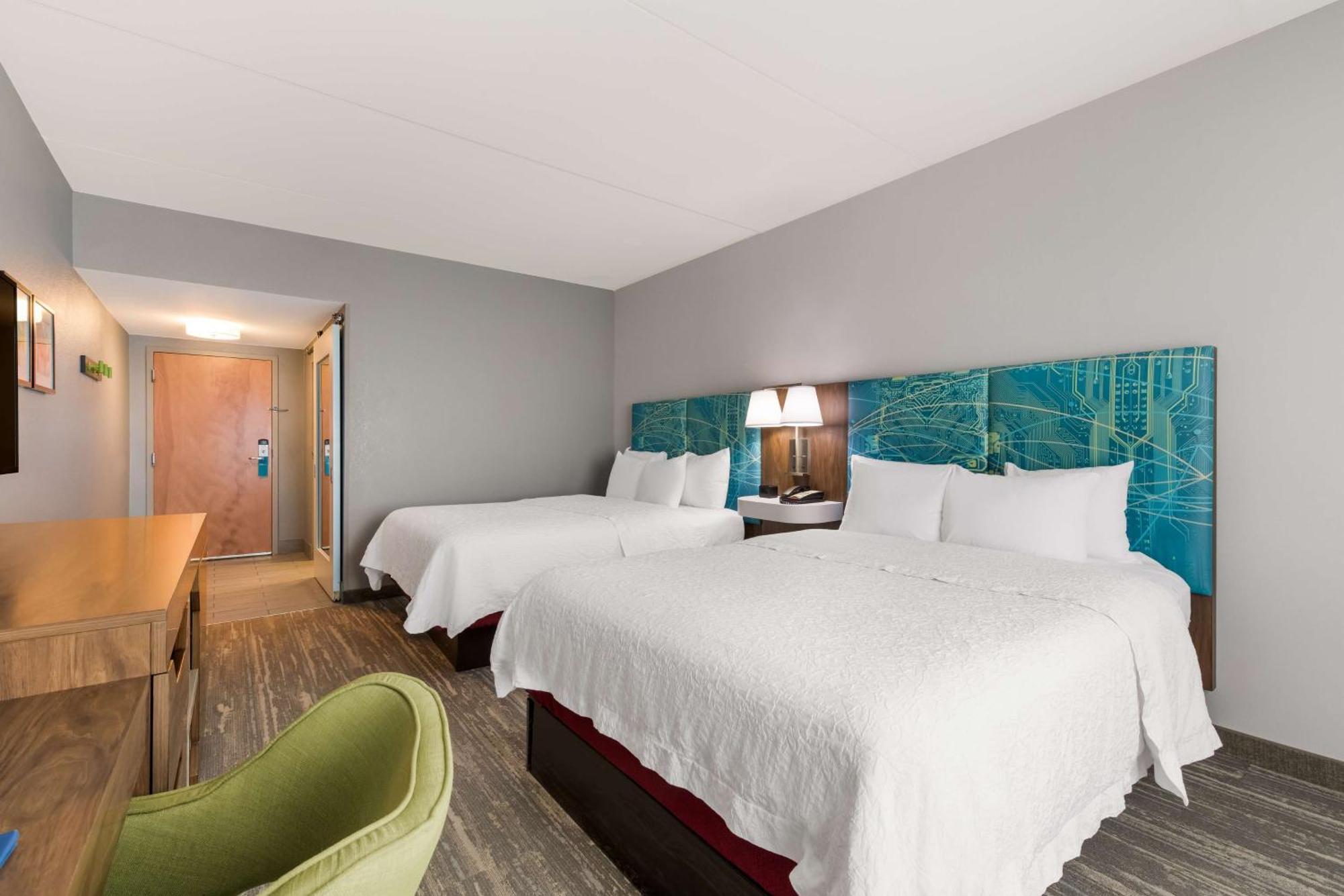 Hampton Inn & Suites Charlotte-Airport Εξωτερικό φωτογραφία