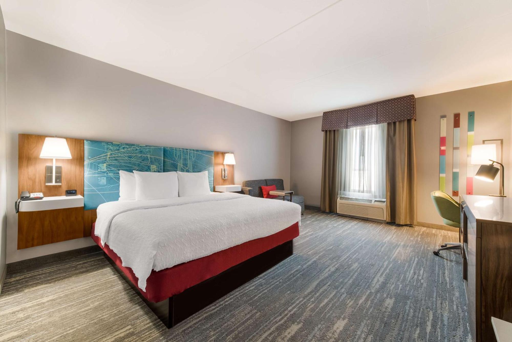 Hampton Inn & Suites Charlotte-Airport Εξωτερικό φωτογραφία