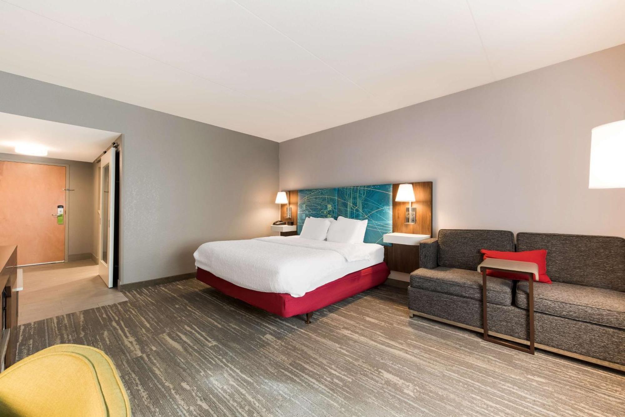 Hampton Inn & Suites Charlotte-Airport Εξωτερικό φωτογραφία